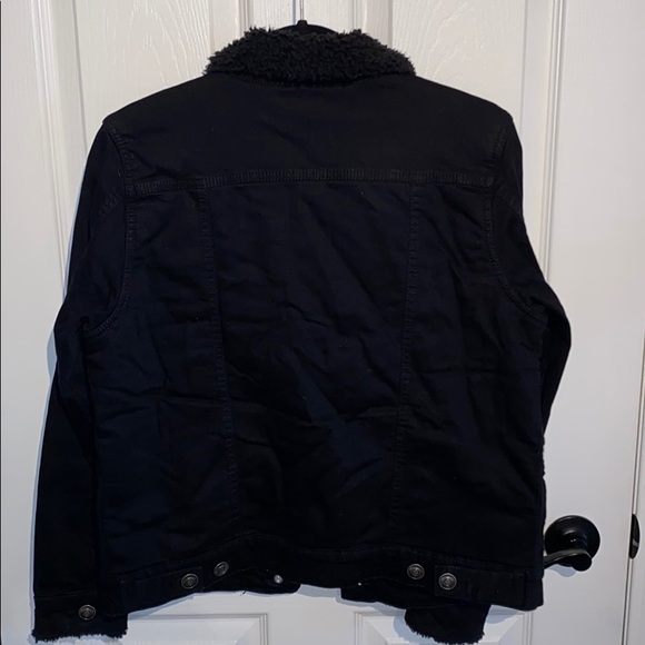 “Sherpa” lined black “jean” jacket - Picture 3 of 3